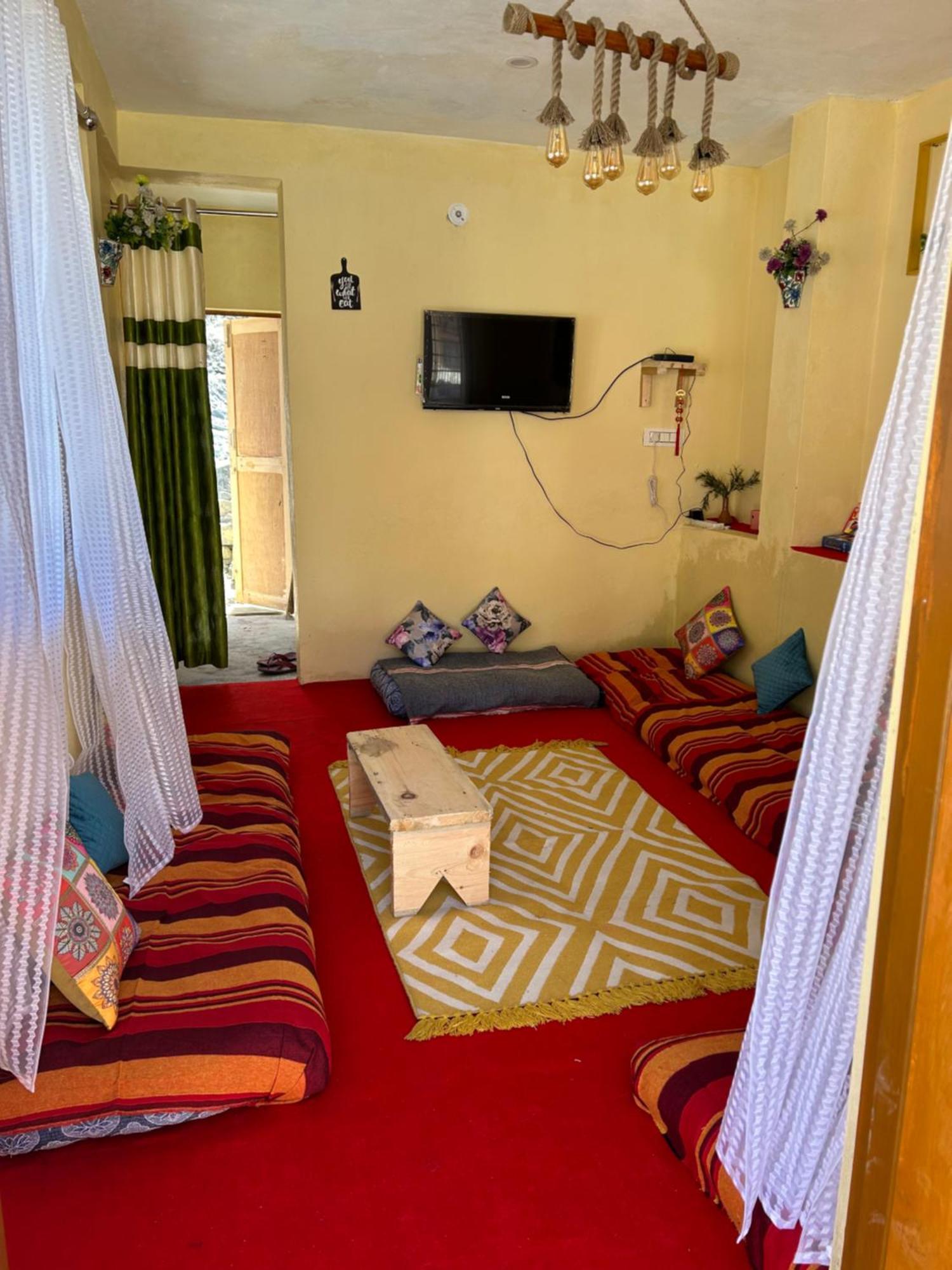 Laxmi Narayan Homestay-Harshil Harsil エクステリア 写真