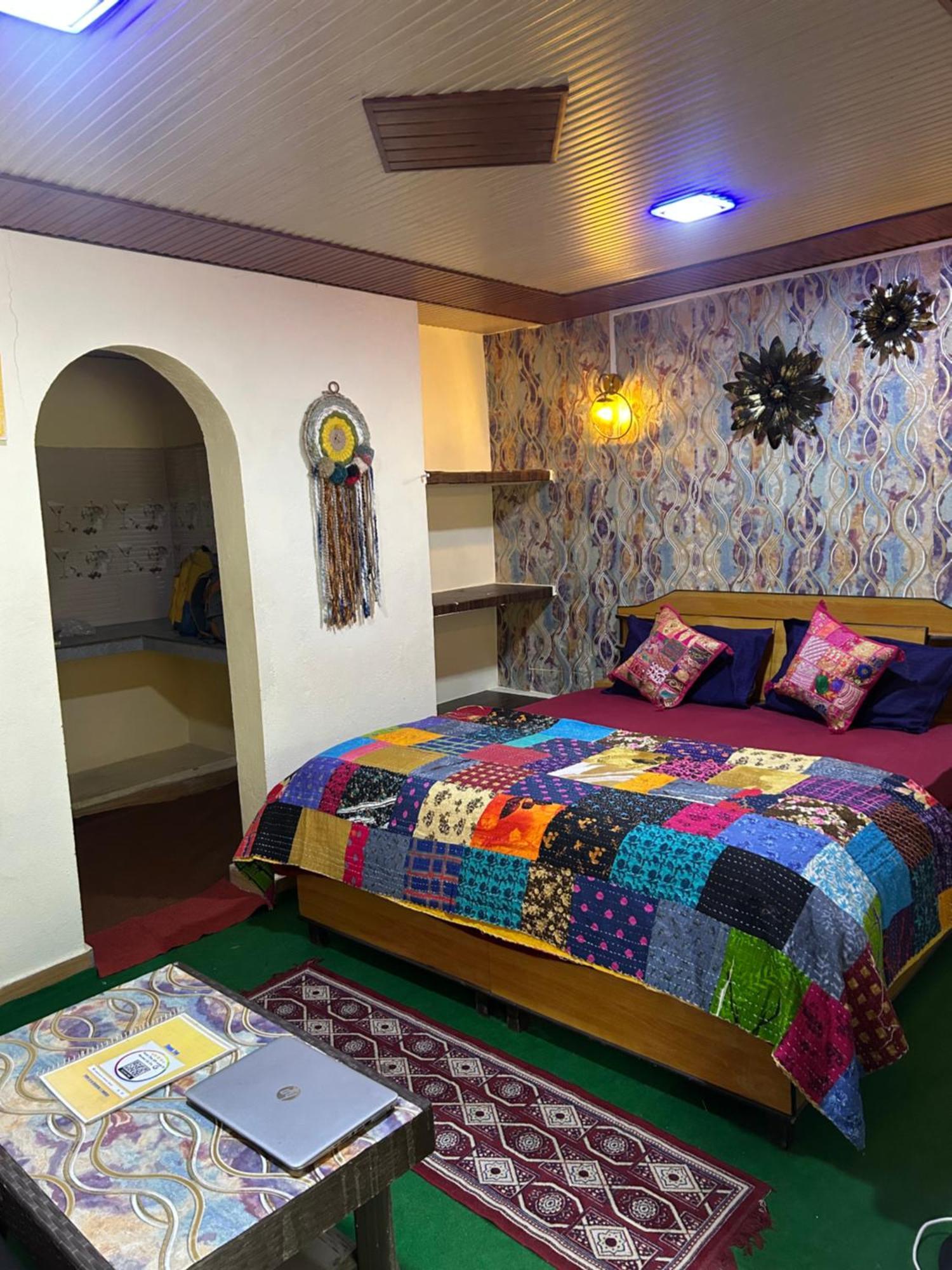 Laxmi Narayan Homestay-Harshil Harsil エクステリア 写真
