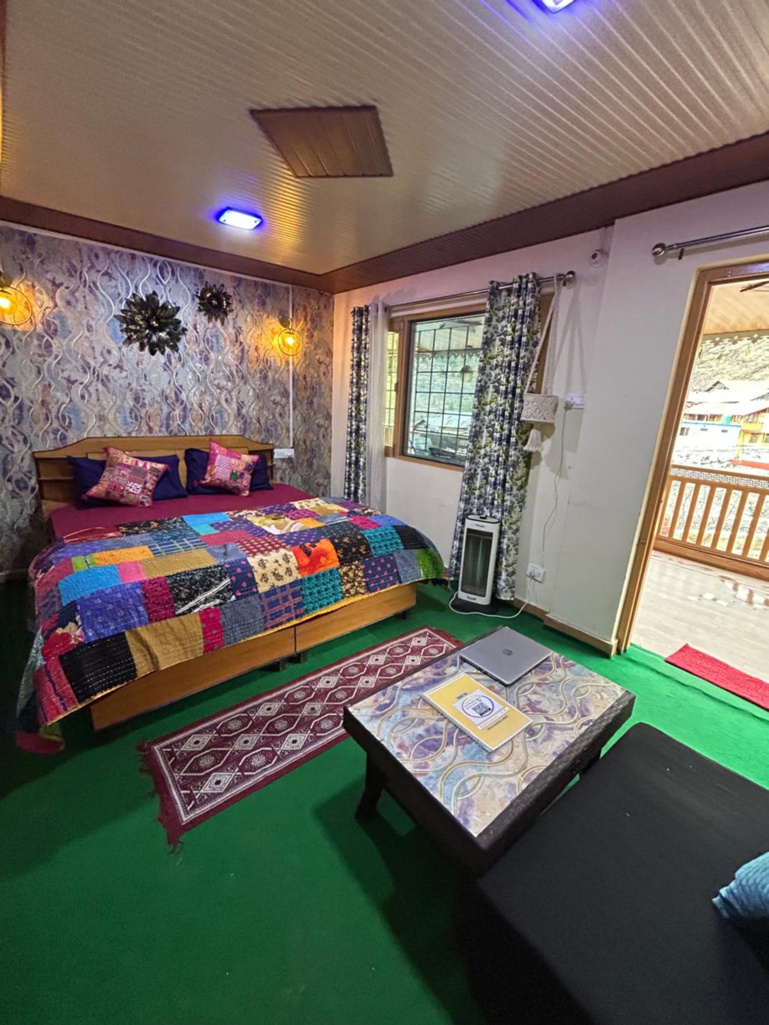 Laxmi Narayan Homestay-Harshil Harsil エクステリア 写真